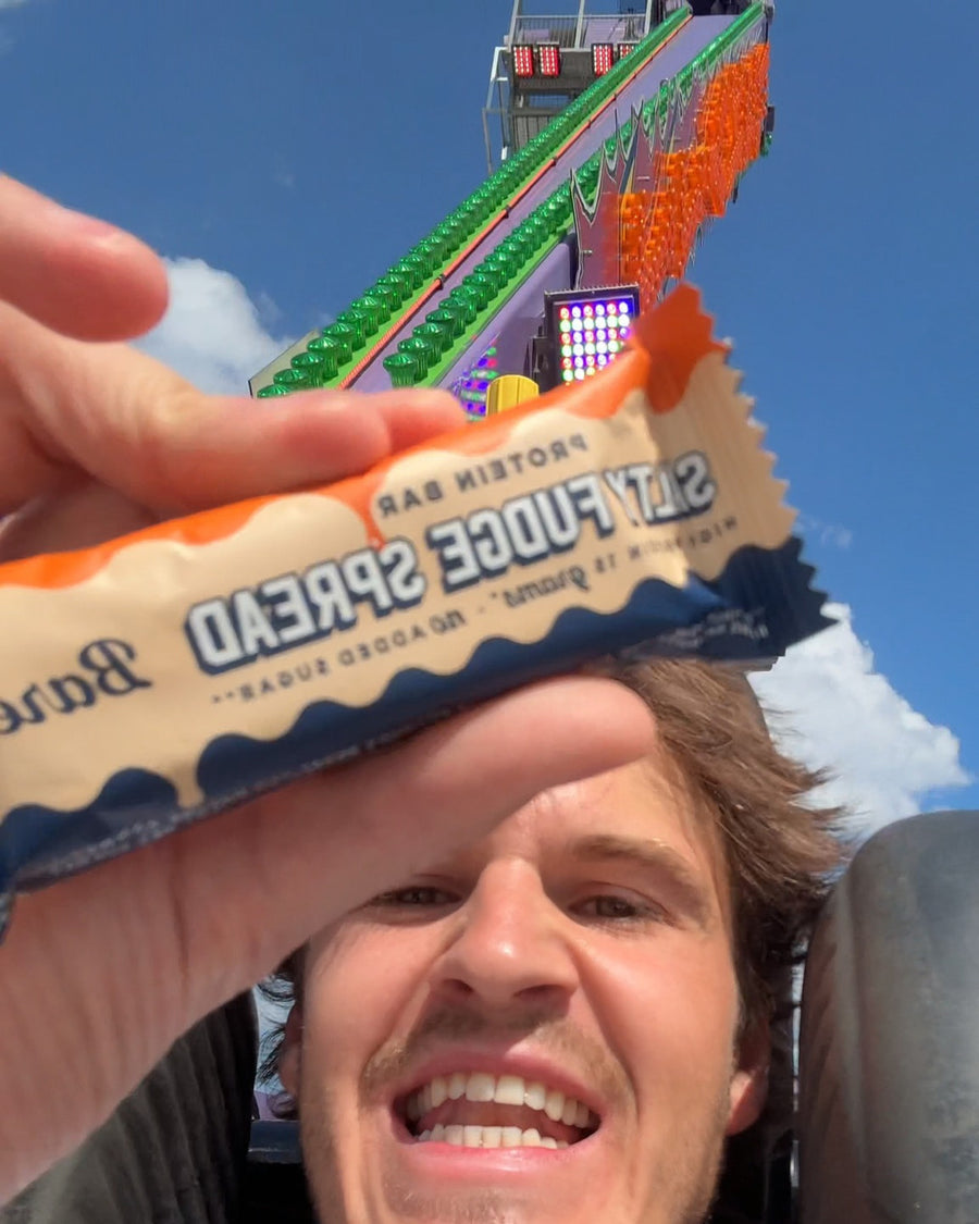 Heute mal ein Taste Test auf andere Art und Weise, wer hätte sich das auch getraut? 😂🫣

#barebells #barebellsgermany #achterbahn #jahrmarkt #tastetest #hamburgerdom 

@konstantinhilbert